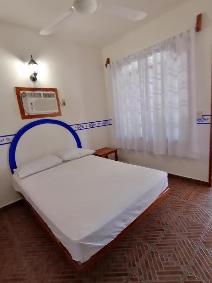 Don Luis Hostal - Sucursal Galeana - Tecolutla Rum bild
